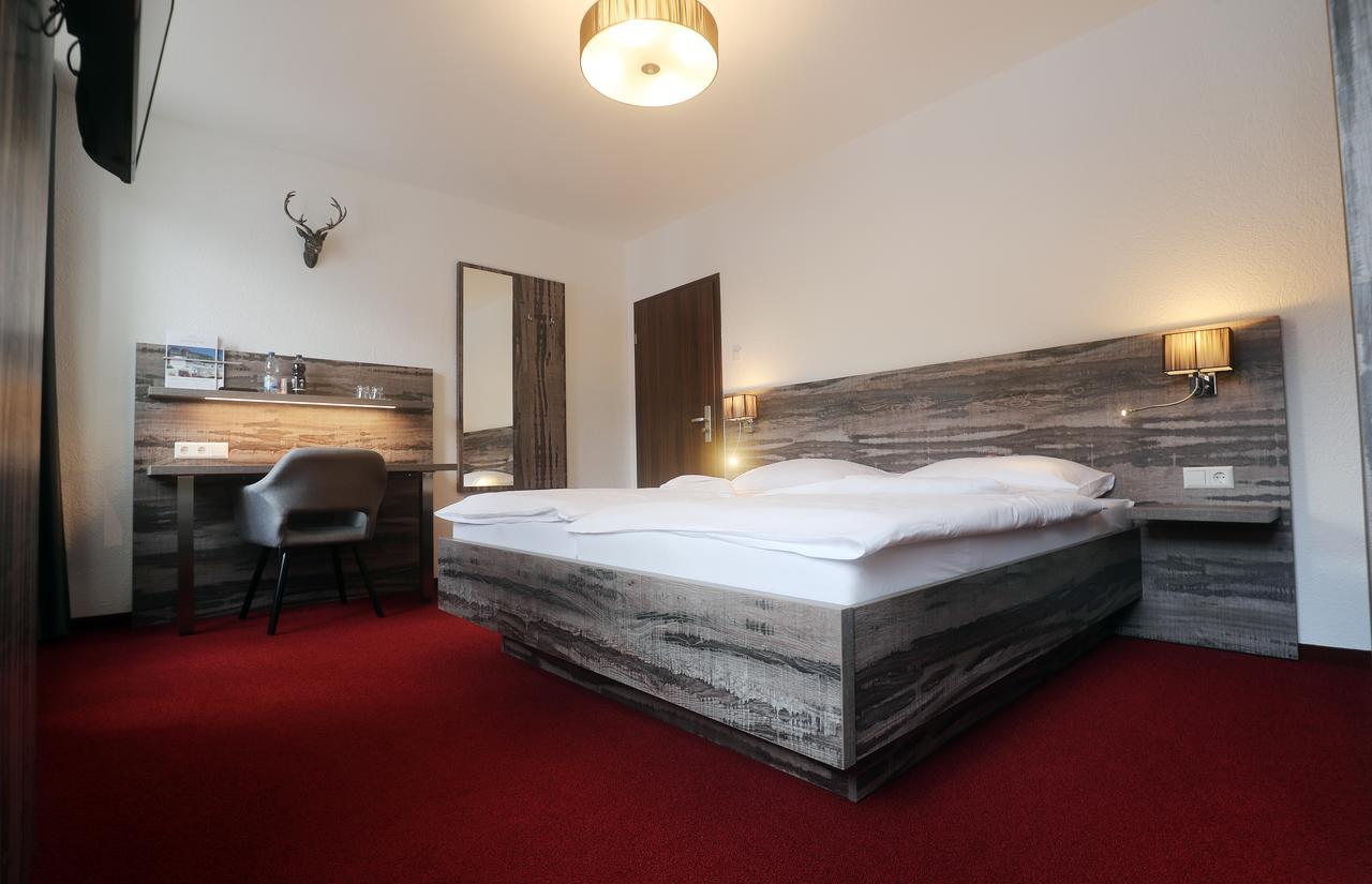 stadthotel miya Bad Mergentheim Buitenkant foto